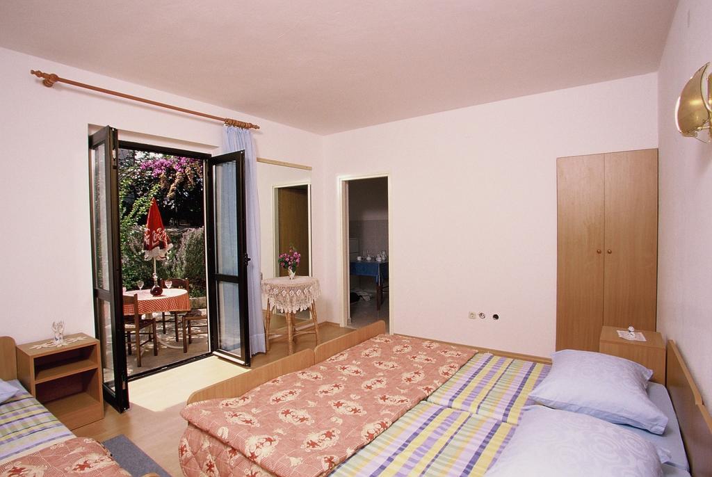 Apartments Boljat Supetar Værelse billede